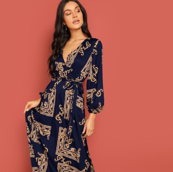 Dress - Picture 3 of 3